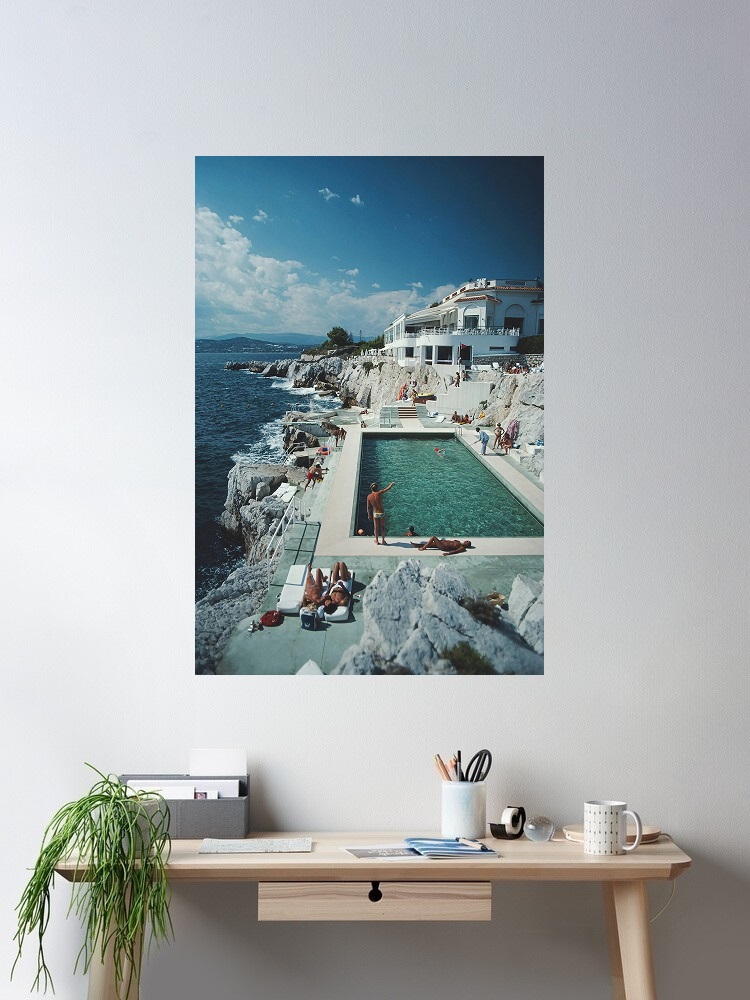 Luxury Lifestyle Images - Retro Poolside Host Luxury Lifestyle By